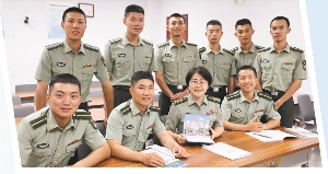 军校教员尊师重教展风采,共育高素质军事人才 军校教员尊师重教展风采,共育高素质军事人才