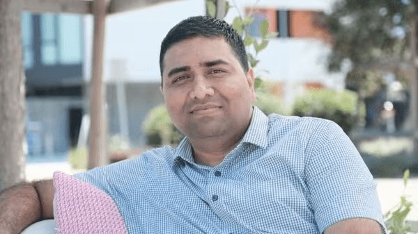 苹果AI战略调整引关注，苏布拉马尼亚上任能否逆转颓势