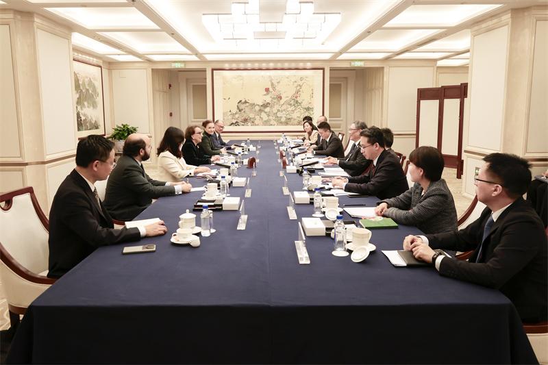 中方向贸发会议展示全球合作倡议推动多边贸易发展 中方向贸发会议展示全球合作倡议推动多边贸易发展