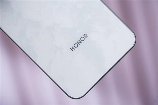 2025高性价比千元机：续航三防旗舰全面解析