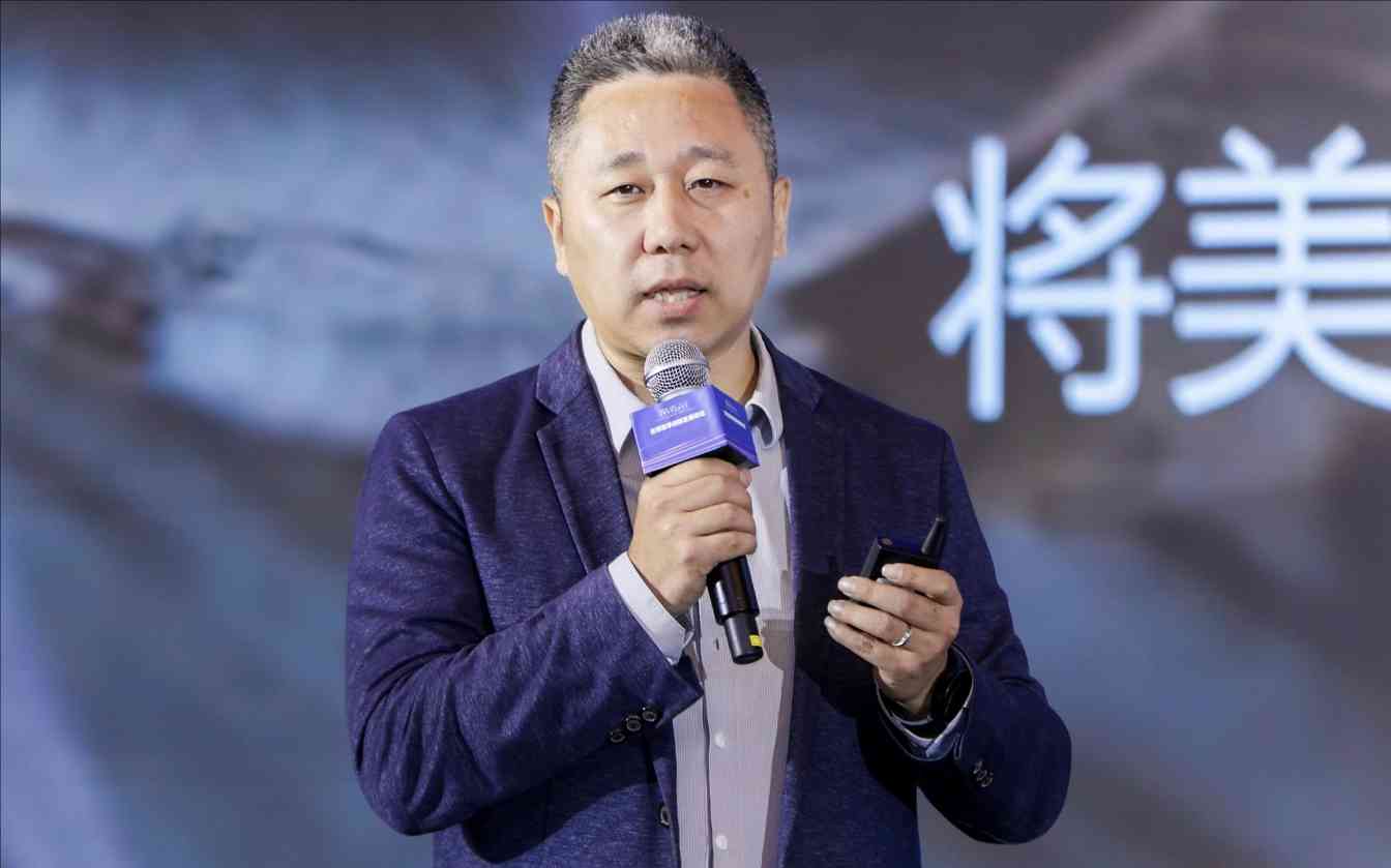 科技与艺术融合引领客厅美学革命