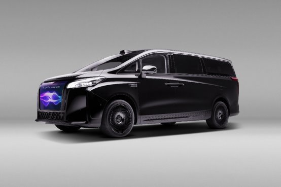 Faraday Future发布首款EAI-MPV颠覆美国高端出行