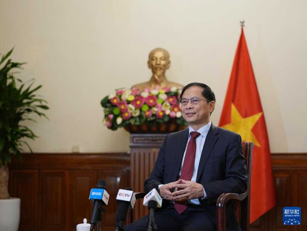 越中关系“在多个领域实现强劲、全面和显著发展”——访越南副总理兼外长裴青山