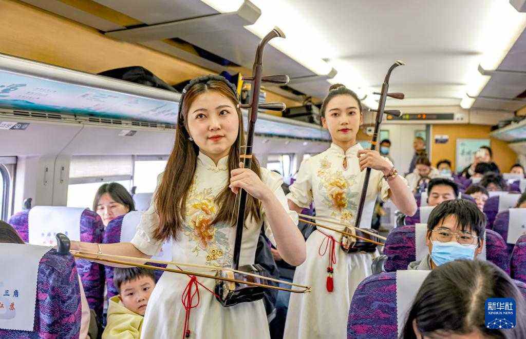 铁路清明假期运输今日启动 预计发送旅客8450万人次 铁路清明假期运输今日启动 预计发送旅客8450万人次