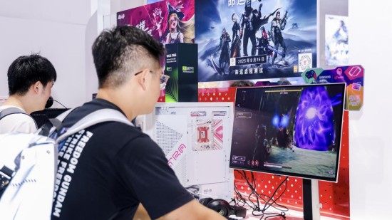 尖端显示科技重塑游戏视界：三星显示器闪耀2025 ChinaJoy