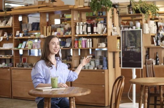 三星彩色电子纸 E-Paper与NONO SHOP携手：打造可持续生活空间