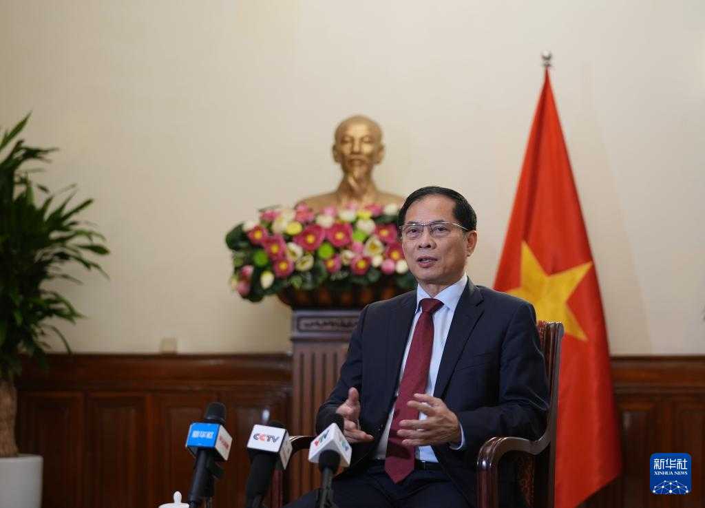 越中关系“在多个领域实现强劲、全面和显著发展”——访越南副总理兼外长裴青山
