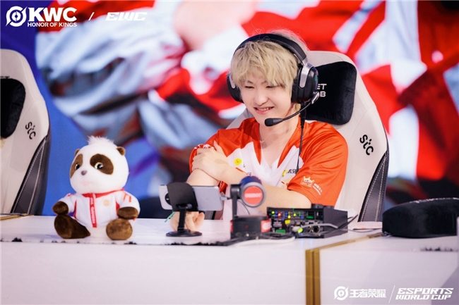 AG超玩会电竞冠军登顶国际赛场 携手品牌共建电竞生态