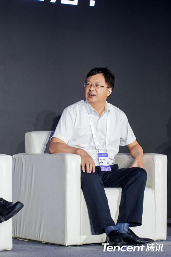 WAIC 2025腾讯“智能涌现”论坛圆桌讨论：好用的AI如何助力产业与生活