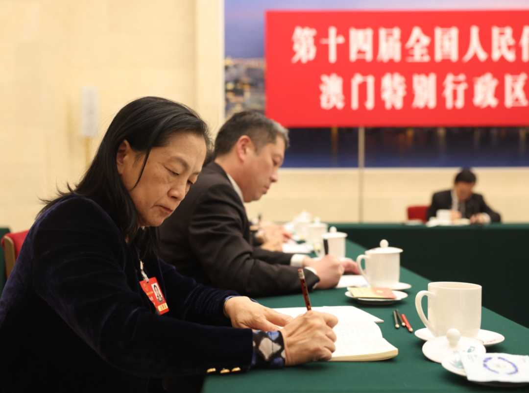 两会现场聚焦：代表委员热议城乡融合与政策红利