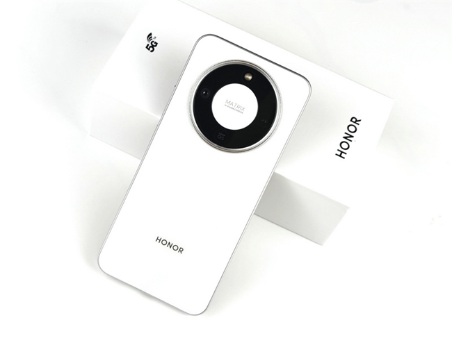 行业最强的大电池手机 荣耀X70全面测评