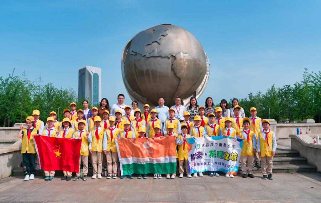 一生,为祖国“深潜”——追思中国核潜艇先驱黄旭华 一生,为祖国“深潜”——追思中国核潜艇先驱黄旭华