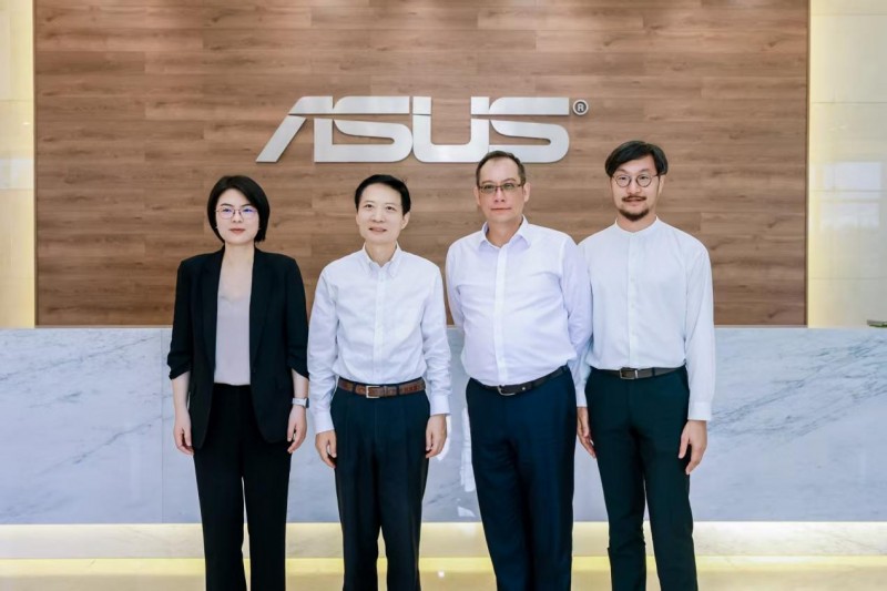 华硕创新产业化基地项目产品展示及AI应用交流活动在沪开启