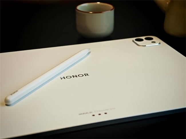 2025年最佳AI平板全方位对比，革新办公与娱乐体验