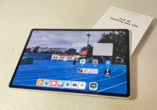 2025年最佳AI平板全方位对比，革新办公与娱乐体验