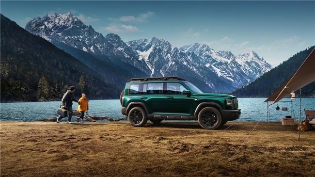 20万预算纯油SUV推荐 坦克300哈弗H9猛龙硬派越野对比