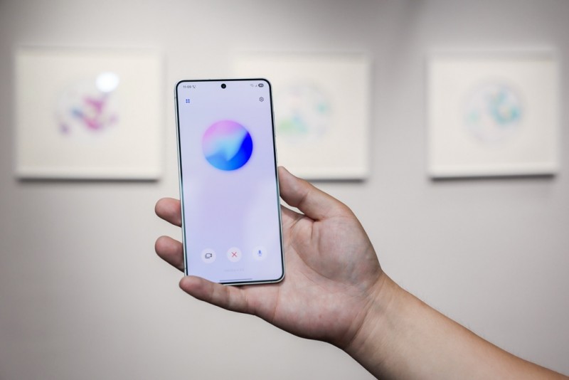 5.8毫米轻薄旗舰如何平衡性能与便携？结构重构技术解析