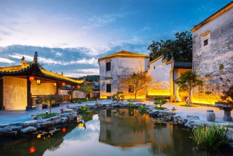 徽派古宅里的诗意栖居，西递古村泊心云舍明经园的文化韵味