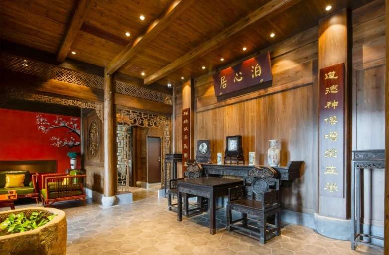 徽派古宅里的诗意栖居，西递古村泊心云舍明经园的文化韵味