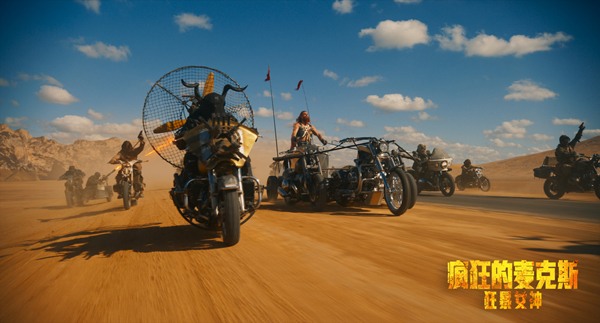 《疯狂的麦克斯：狂暴女神》正式上映 废土美学重塑动作大片