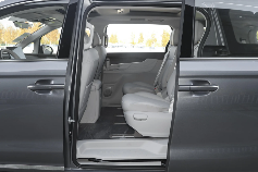 荣威iMAX8 DMH刷新MPV价值标杆，1536km续航重塑市场格局