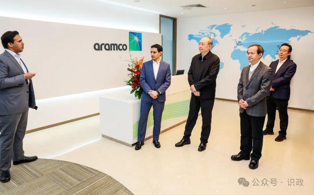 北京市委书记调研朝阳区 推动首都高质量发展