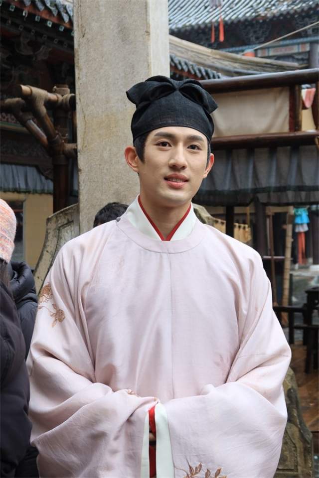 新加坡演员孙政首部中国古装剧《五福临门》上线，现代剧转古装新突破