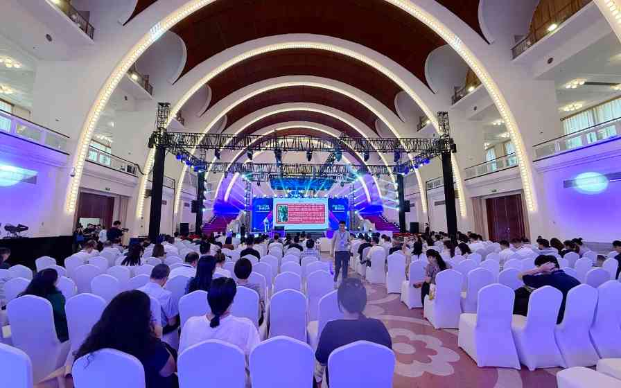 AI深度赋能人力资源服务全链路，共塑招聘产业数智新生态