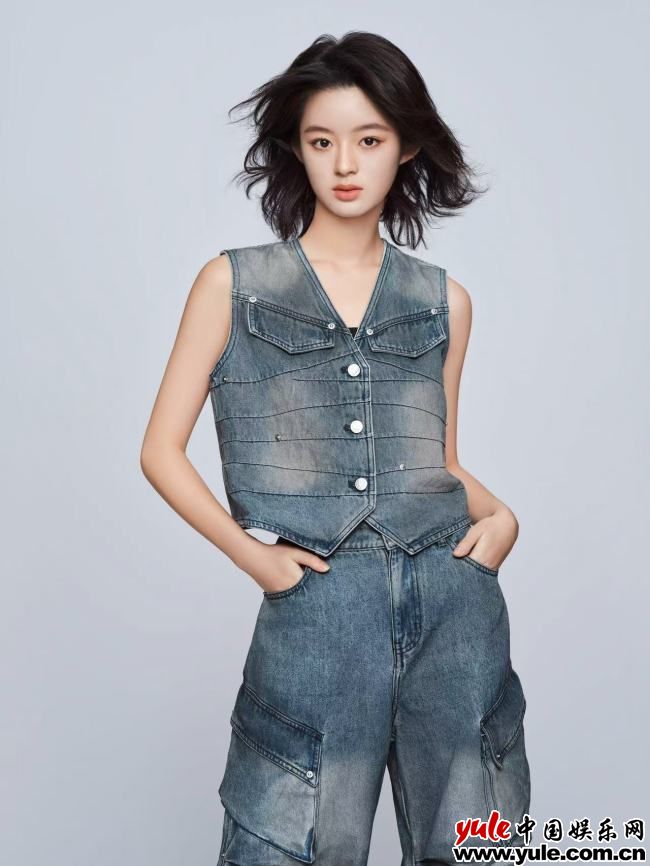 17岁黄杨钿甜双剧同播获认可,从童星到女主华丽蜕变 17岁黄杨钿甜双剧同播获认可,从童星到女主华丽蜕变