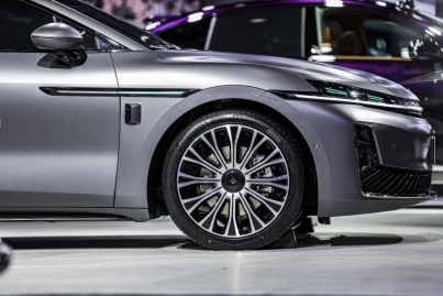 广汽昊铂A800成都车展首发 搭载华为乾崑智驾引领智能出行新时代