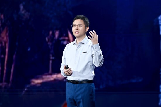 AI云基础设施迎来全面升级，百舸5.0与千帆4.0引领智能计算新时代