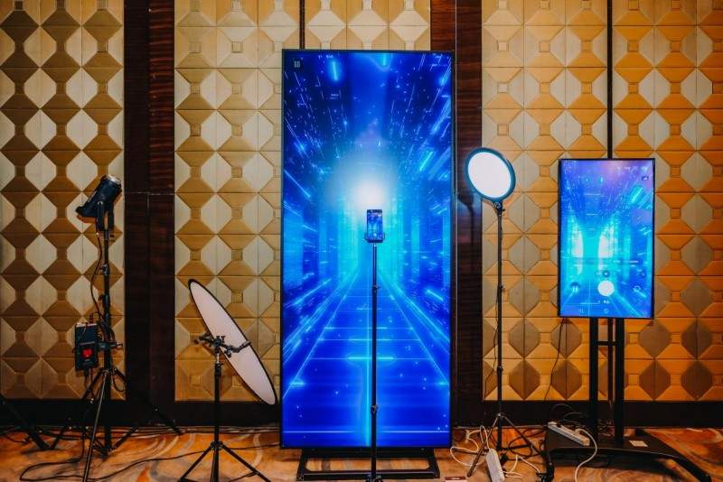 三星商显新品鉴赏会举办，展现商用显示技术新突破