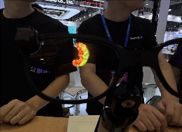 2025光博会直击：从AR碳化硅到VR Pancake，歌尔光学13款新品亮相