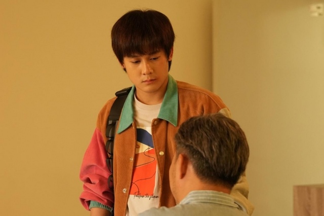 AI科技重塑亲情边界 虚拟母亲引发伦理思考