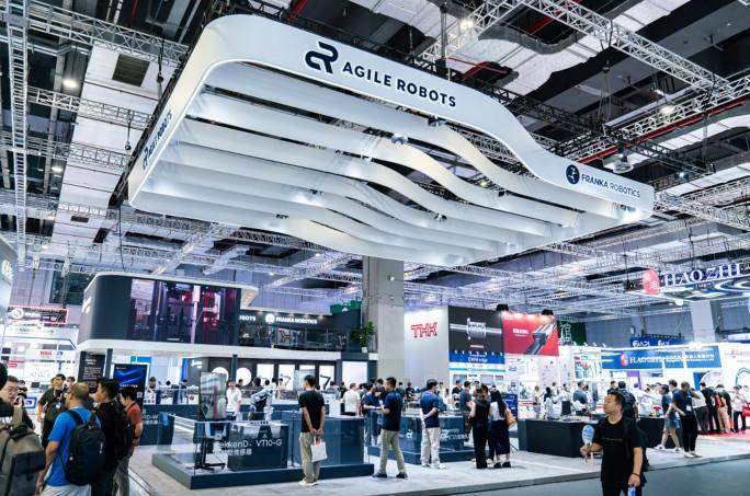 智慧机器人创新应用，多领域解决方案引热议