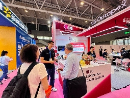 AI智能优化工具引爆深圳跨境电商展焦点