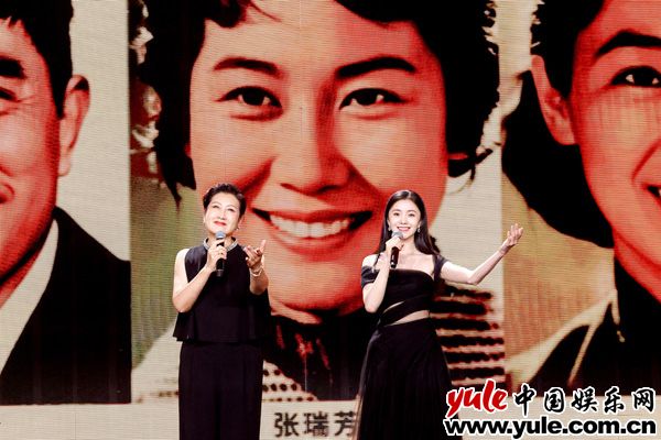 德艺双馨艺术家凯丽亮相长春电影节 荧幕内外佳作不断传递文艺力量 德艺双馨艺术家凯丽亮相长春电影节 荧幕内外佳作不断传递文艺力量