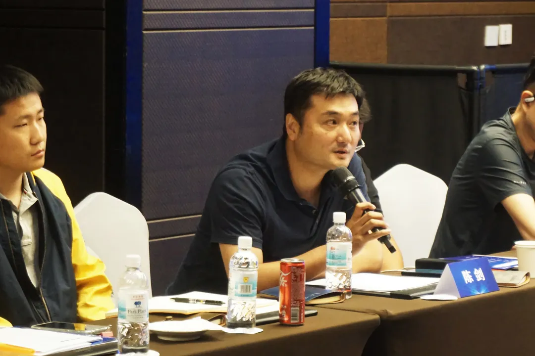 人工智能深度赋能网络安全：构建新一代安全防线