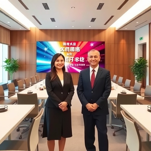 JYP中国艺人姚琛 官宣与万达电影达成战略合作