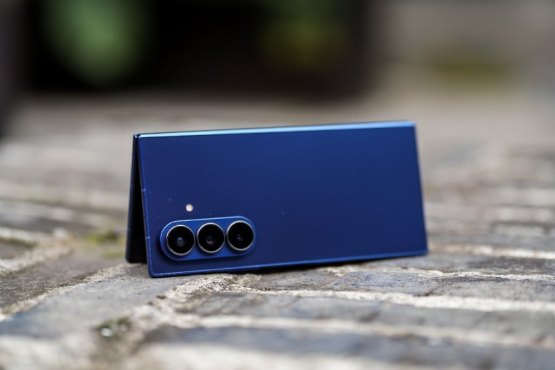 折叠屏手机拍摄功能拓展 影像体验新高度