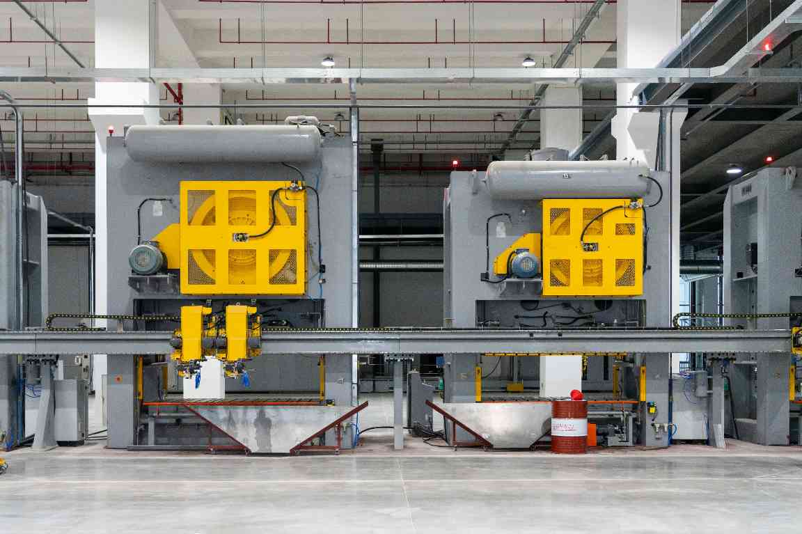 从“螺丝刀”到“智能机器人”，中国空气源热泵行业也有了超级工厂