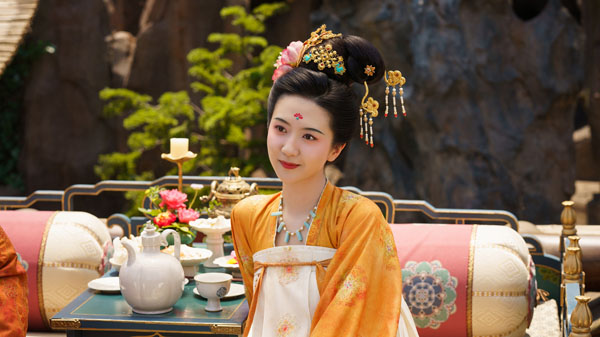 许龄月新剧《锦绣芳华》热播 解锁温婉贵女新形象