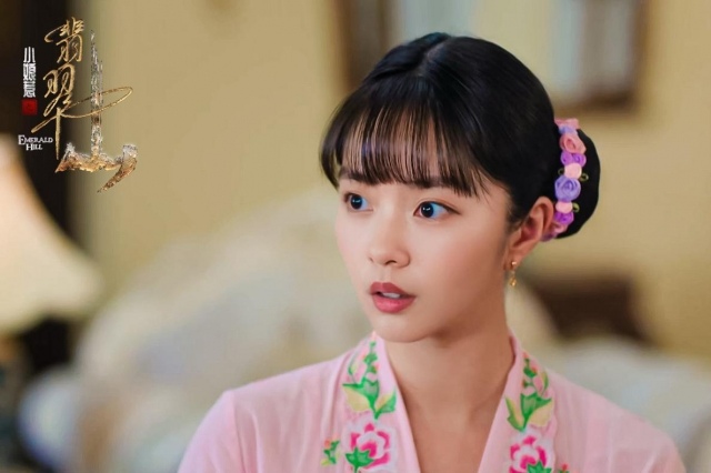 黄暄婷《小娘惹之翡翠山》大结局 悲剧命运落幕引热议