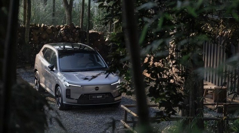 沃尔沃销量持续攀升，全新XC70上市为新能源豪华SUV注入新动能