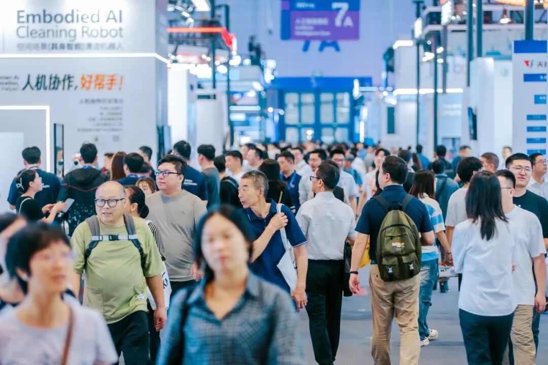 人工智能重塑招聘生态 数贸会展示数智化创新成果