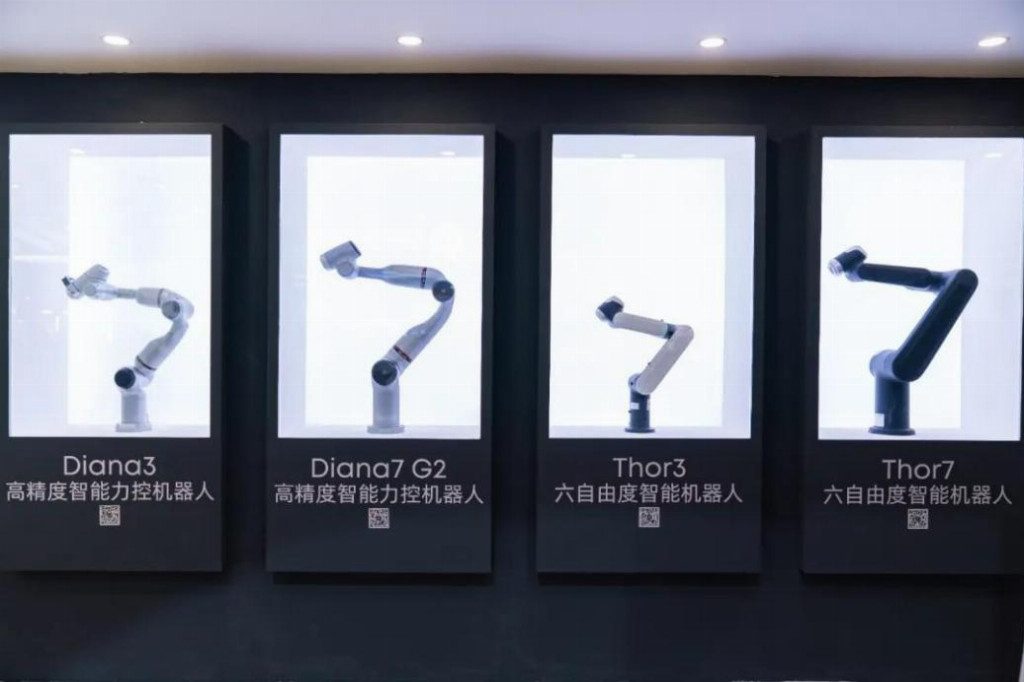 思灵机器人亮相工博会，展示智能解决方案与多领域应用