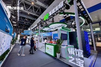 通用型医学影像基座大模型革新诊断效率