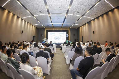 亚信科技、阿里云达成“能力中心”合作，联办大模型论坛