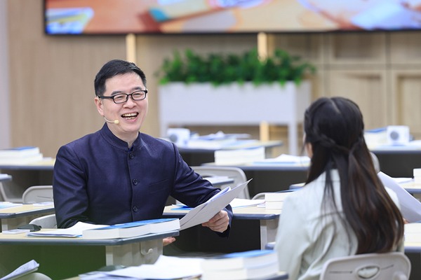 《西游记》教学新视角:教师团队点燃文化传承火花 《西游记》教学新视角:教师团队点燃文化传承火花