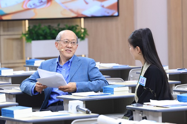 《西游记》教学新视角:教师团队点燃文化传承火花 《西游记》教学新视角:教师团队点燃文化传承火花